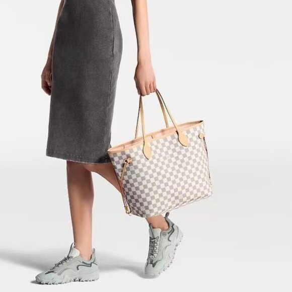 Louis Vuitton Handbags Tote Bags Large Capacity